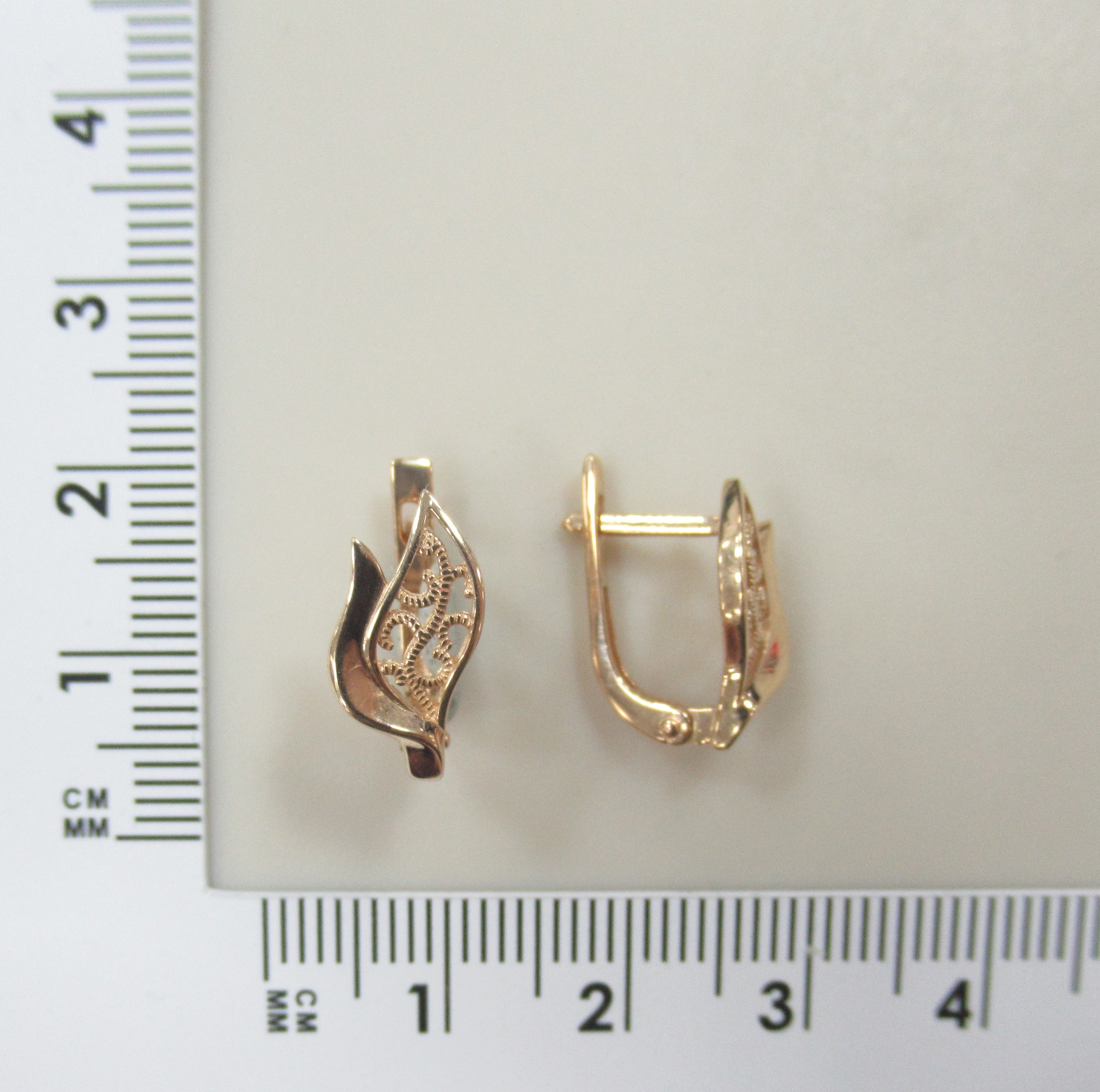 Серьги из золота